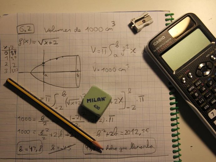 El convenio persigue reforzar la competencia matemática del alumnado