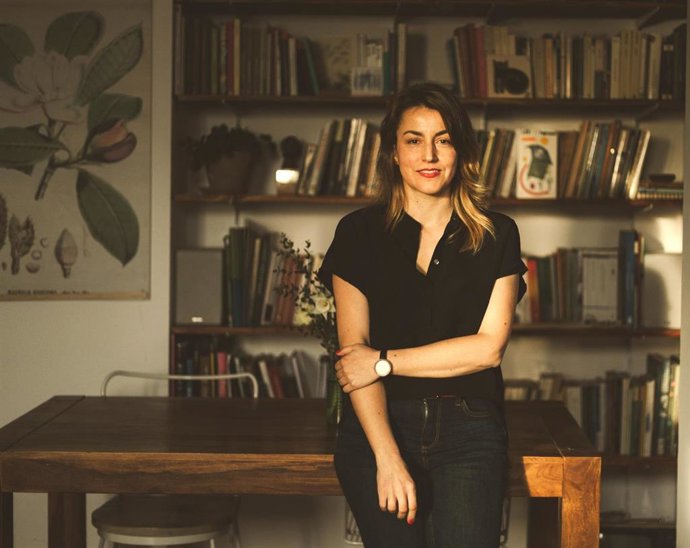 La escritora y profesora Iris Díaz Trancho.