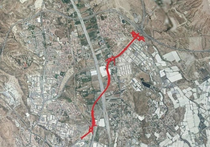 Archivo - Vista general del trazado para el nuevo acceso desde el nudo de Viator hasta Almería.