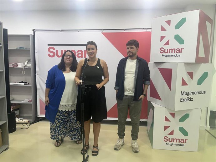 Rueda de prensa de Sumar Mugimendua en su sede de Bilbao