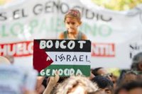 Una concentración en Madrid denuncia la "masacre" de más de 18.500 menores en Gaza