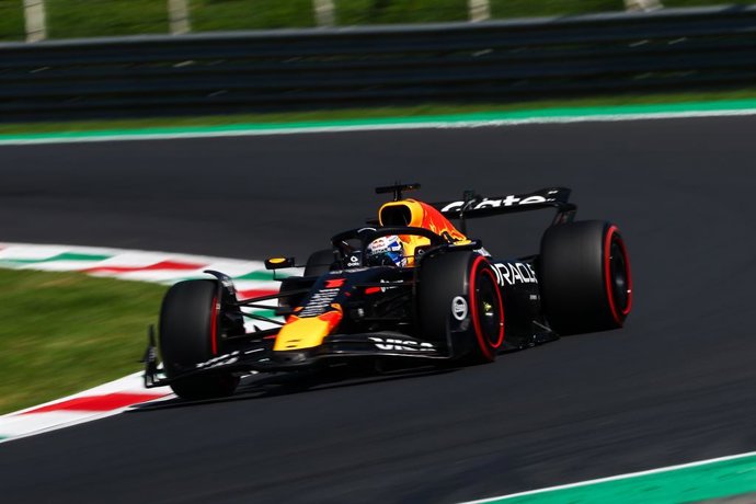 01 VERSTAPPEN Max (nld), Red Bull Racing RB21, ação durante o Pirelli Grand Premio d'Italia de Fórmula 1 de 2025, Grande Prêmio da Itália de 2025, 16ª etapa do Campeonato Mundial de Fórmula 1 da FIA de 2025, de 5 a 7 de setembro de 2025, no Autodromo Nazi