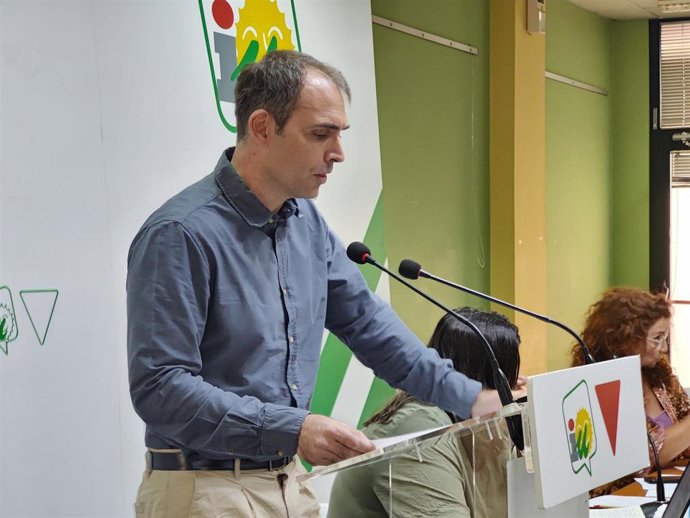 El coordinador general de IU Andalucía, Toni Valero.