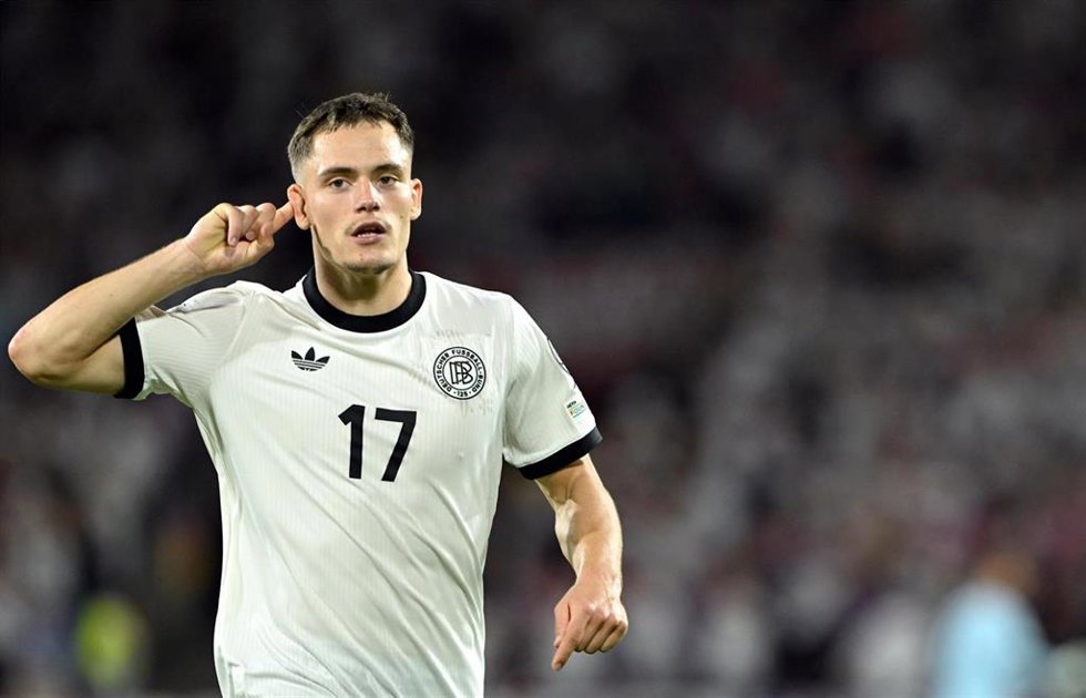 Florian Wirtz celebra el 3-1 en el Alemania-Irlanda del Norte de clasificación para el Mundial de 2026