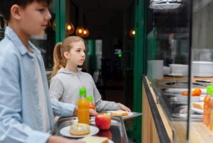 Expertos valoran positivamente la nueva normativa de menús escolares para frenar la obesidad infantil