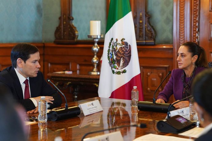 A presidente do México, Claudia Sheinbaum, recebe o secretário de Estado dos EUA, Marco Rubio
