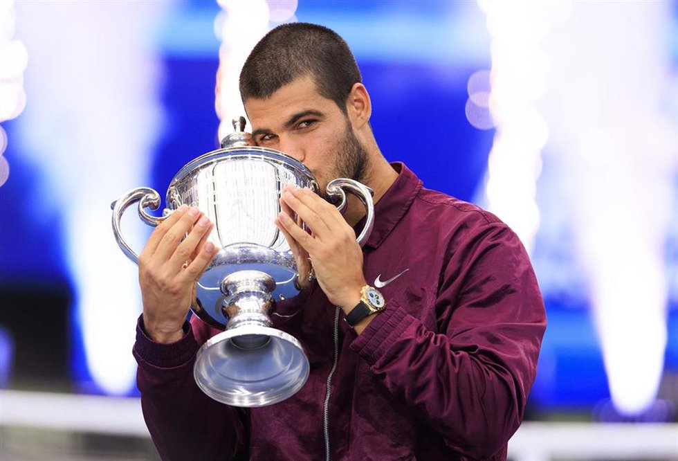 El tenista español Carlos Alcaraz celebra su triunfo en el US Open 2025. 