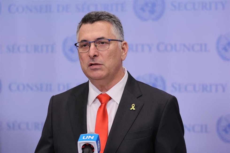 Archivo - El ministro de Exteriores de Israel, Gideon Saar, durante una comparecencia ante la prensa en la sede de Naciones Unidas en Nueva York, Estados Unidos (archivo)