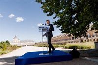 Feijóo insiste en gobernar en solitario y ve "arriesgado" confiar la gestión de España a Vox, que no tiene experiencia