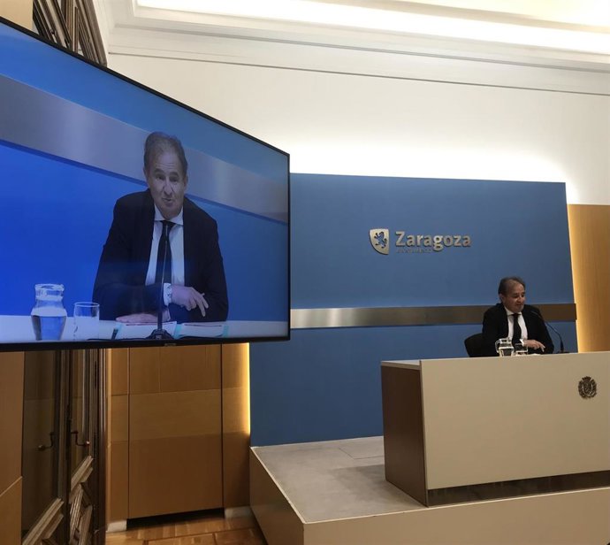 Archivo - El portavoz del grupo municipal del PP en el Ayuntamiento de Zaragoza, Ángel Lorén