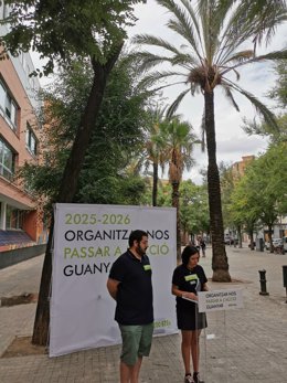 La portavoz de Ustec, Iolanda Segura, a la izquierda, durante las declaraciones