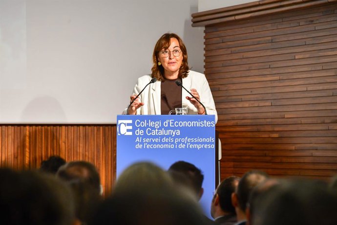 La consellera de Territori de la Generalitat, Sílvia Panque
