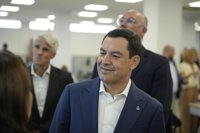 Moreno culpa a Sánchez del "alza" de Vox en los sondeos: "Su polarización lo alimenta de manera constante"