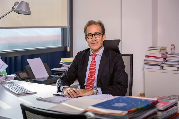 Archivo - El president de MatHolding, Pau Relat