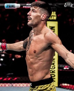 El luchador gijonés Joel Álvarez.