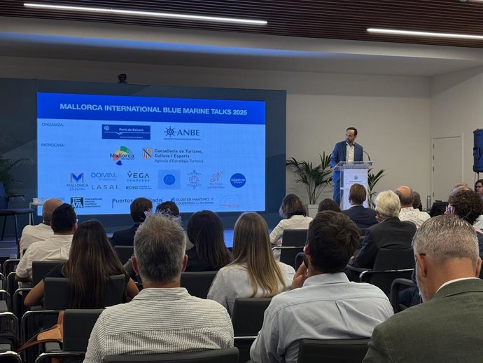 El director de la APB, Toni Ginard, interviene en la jornada 'Mallorca International Blue Marine Talks 2025'.