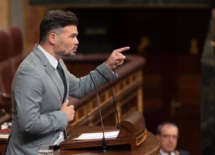 Archivo - El portavoz de ERC en el Congreso, Gabriel Rufián.