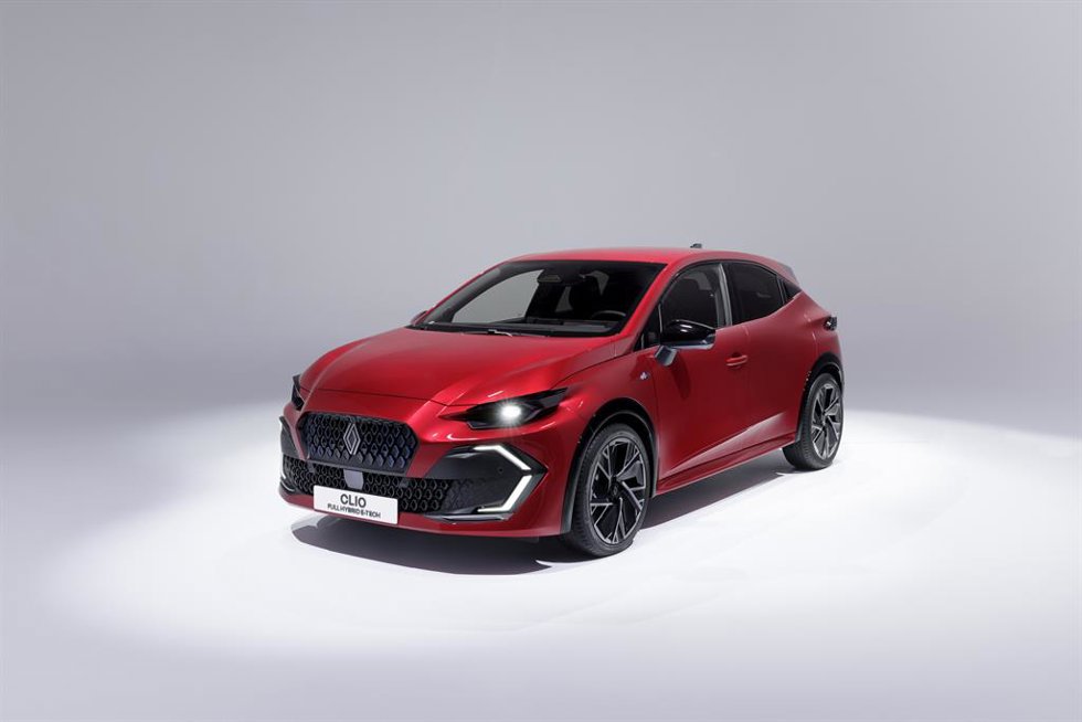 Archivo - Renault revela la sexta generación de Clio con identidad más deportiva y motor híbrido E-Tech de 160 CV.