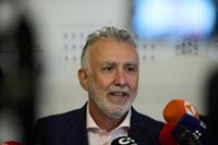 Torres dice que "no tiene explicación" que Canarias rechace la condonación de deuda