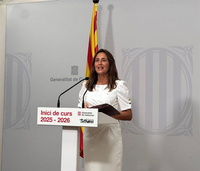 La consellera Niubó en la rueda de prensa