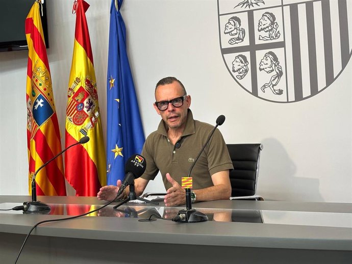 El director general de Cultura, Pedro Olloqui, en rueda de prensa este lunes en el Edificio Pignatelli.