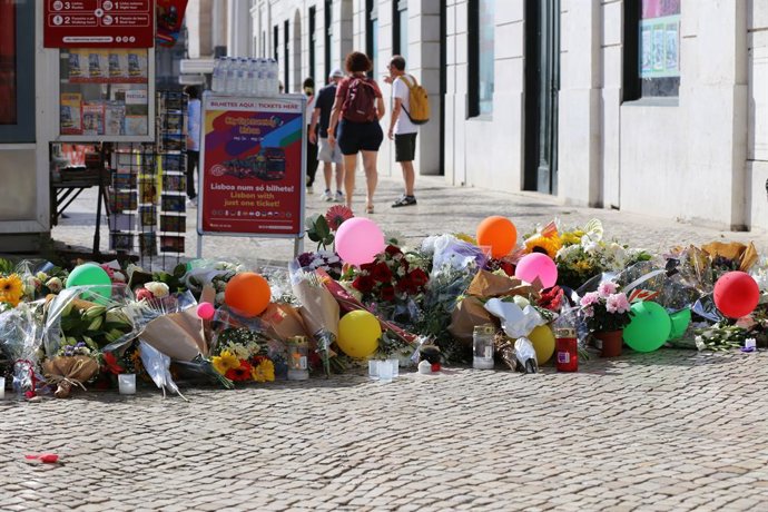 LISBON, Sept. 6, 2025  -- This photo taken on Sept. 6, 2025 shows tributes placed at the site of the funicular accident in Lisbon, Portugal. According to reports, at least 16 people have died and 21 were injured in the accident on Wednesday at a popular t