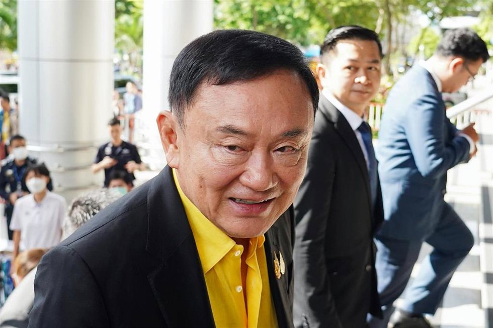 Archivo - El ex primer ministro tailandés Thaksin Shinawatra