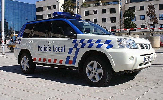Archivo - Arquivo - Viatura da Polícia Municipal de Burgos.
