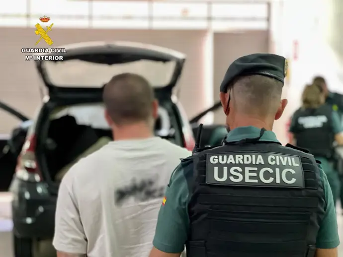 Momento de la detención por la Guardia Civil