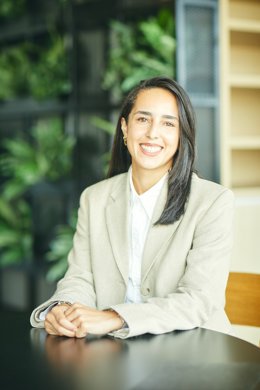 Crescenta incorpora a Maryem El Hassani como manager de inversiones.