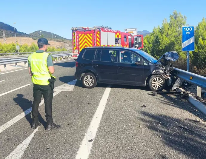 Accidente en la autovía A-21 en Aldunate