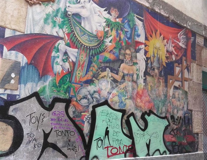 Mural vandalizado del Casco Viejo, obra de Juan Zarate ubicada en el cantón Julián Echevarría 'Camarón',