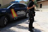 El TSJMU reconoce la compensación por vestuario a un agente de la Policía Nacional de paisano