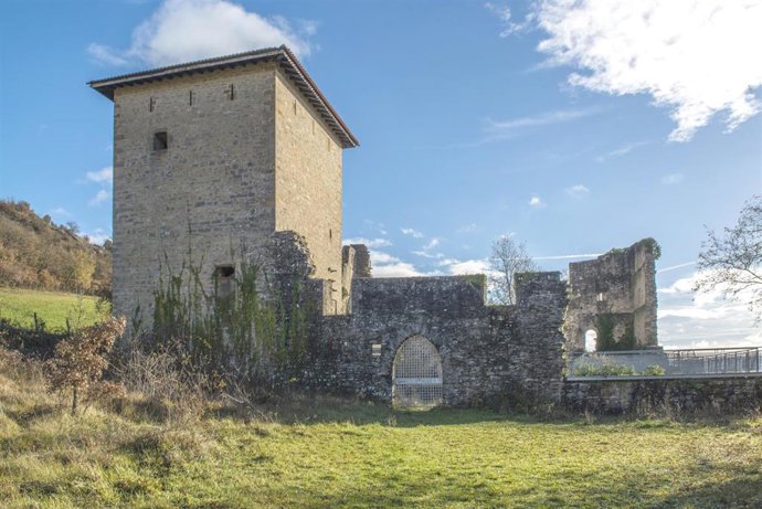 Archivo - Torre-Palacio de los Guevara