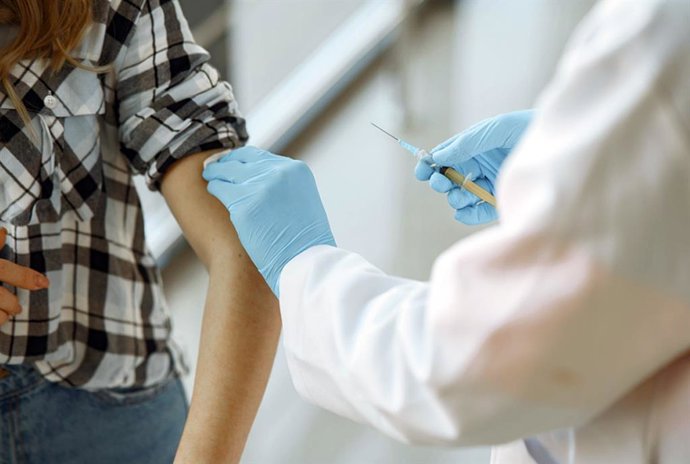 Archivo - Imagen de recurso de una enfermera.