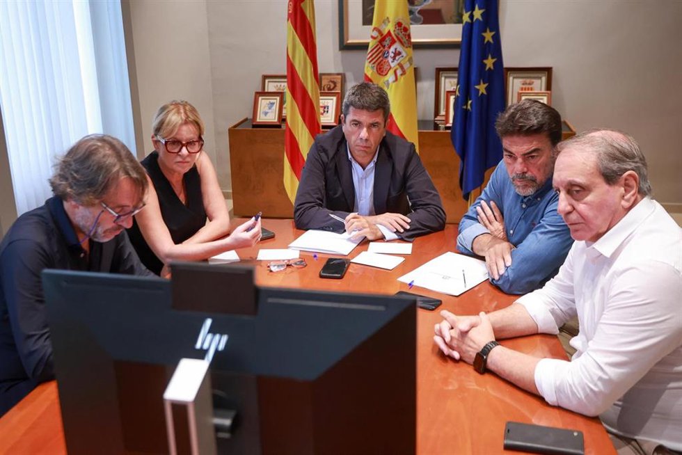 Mazón en la reunión telemática con Valderrama