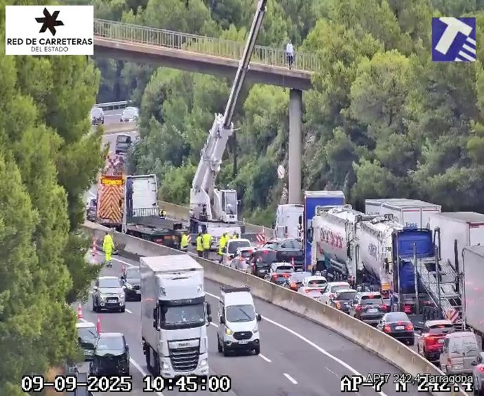 Imagen de la AP-7 en Tarragona tras el accidente múltiple