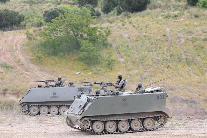 Archivo - Tanques militares de la Brigada ‘Guadarrama’ XII, en la base militar ‘El Goloso’, a 17 de mayo de 2024, en Madrid (España).
