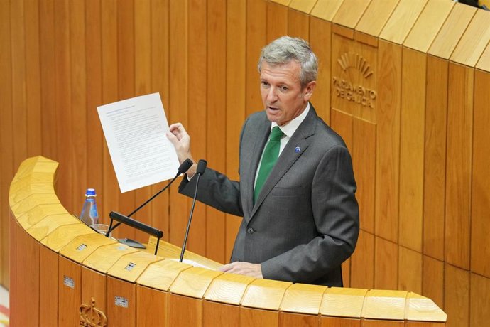 El presidente de la Xunta de Galicia, Alfonso Rueda, comparece en el Parlamento gallego.