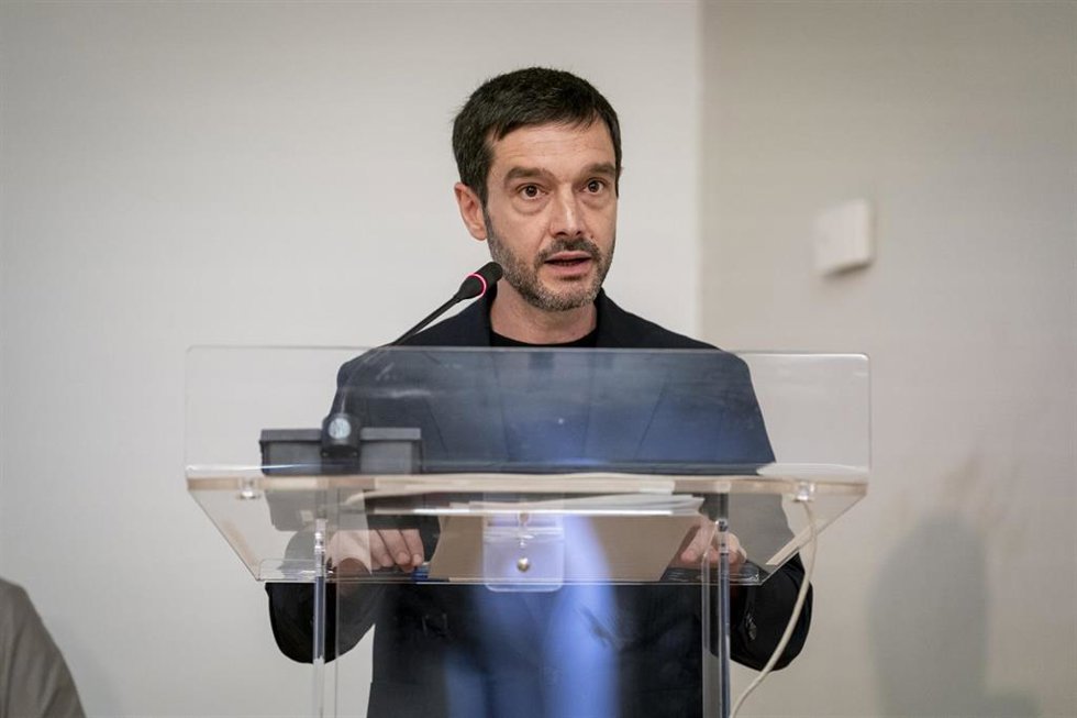 Archivo - El ministro de Derechos Sociales, Consumo y Agenda 2030, Pablo Bustinduy, durante el acto Alianzas y acciones ante el genocidio en Palestina, en la Casa Árabe de Madrid, a 23 de julio de 2025, en Madrid (España).