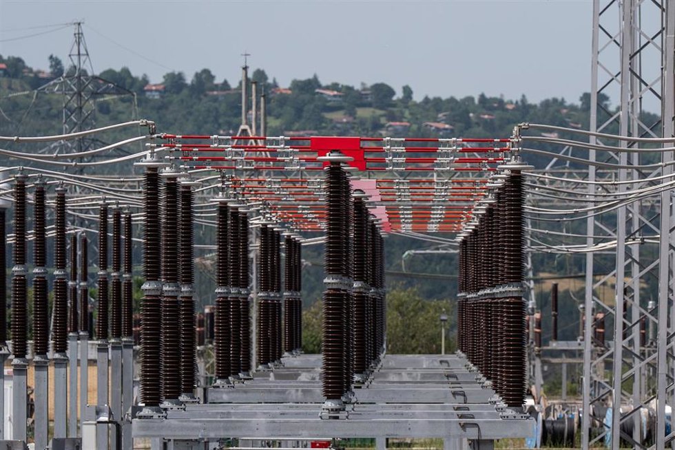 Archivo - Subestación eléctrica en Gatika, Vizcaya, País Vasco (España).