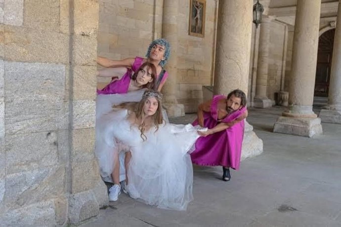 Fotograma de una escena de 'Vestida de Blanco'.