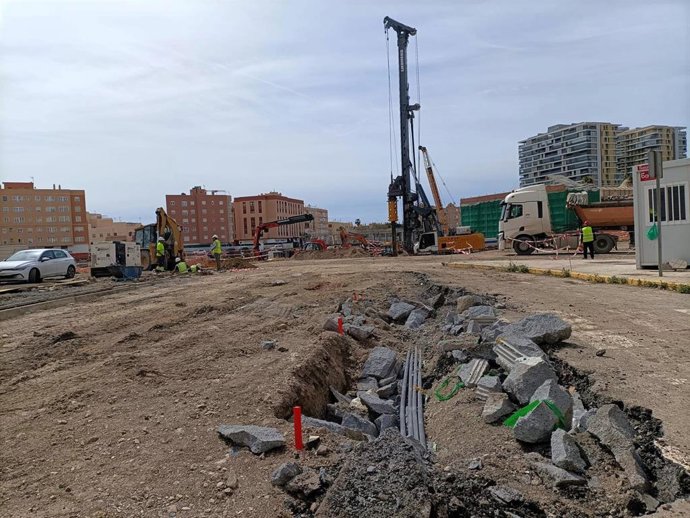 Archivo - Obras del soterramiento de las vías del tren en Almería.