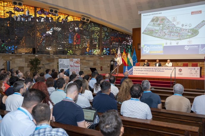 Vista del Salón Juan XXIII del Campus de Rabanales de la UCO donde tienen lugar las jornadas.