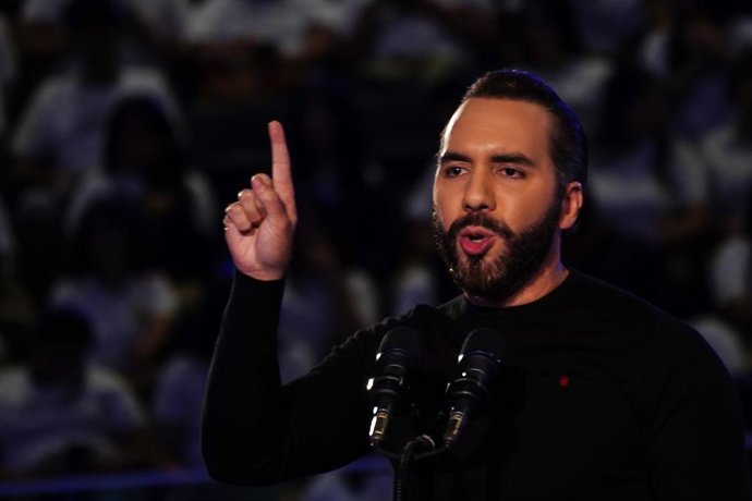 Archivo - El presidente de El Salvador, Nayib Bukele, durante un acto oficial (archivo)