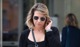 La asesora de Moncloa, Cristina Álvarez, a su llegada a declarar por el ‘caso Begoña Gómez’, en los Juzgados de Plaza de Castilla, a 10 de septiembre de 2025, en Madrid (España).