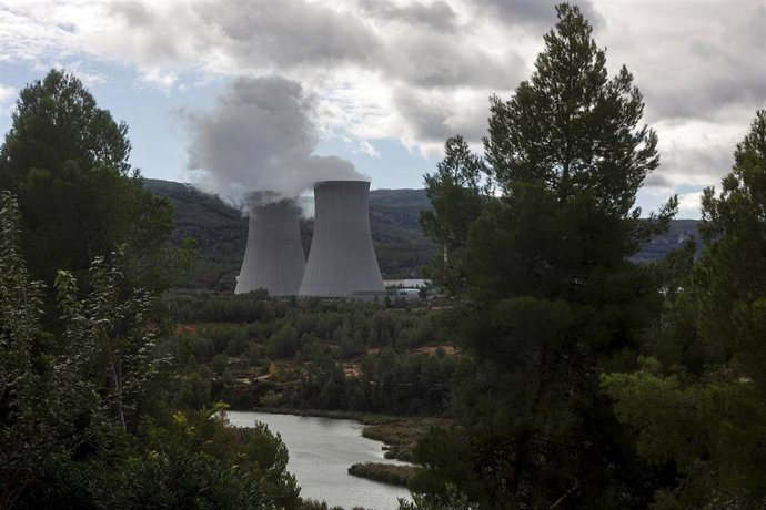 Archivo - La central nuclear de Cofrentes, a 17 de octubre de 2024, en Valencia, Comunidad Valenciana (España). La consellera de Industria, Innovación, Comercio y Turismo, Nuria Montes, pidió el pasado miércoles 16 de octubre al Gobierno central que no ci