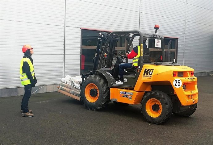 El 56,25% de los participantes en cursos de formación para el empleo de Cáritas Chavicar consigue un contrato laboral