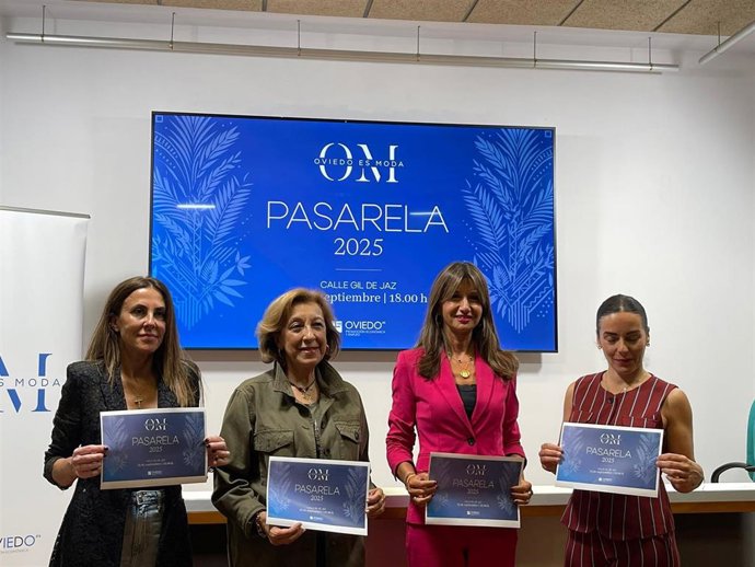 La concejal de Economía del Ayuntamiento de Oviedo, Leticia González, este miércoles durante la presentación de 'Pasarela Oviedo es Moda'.