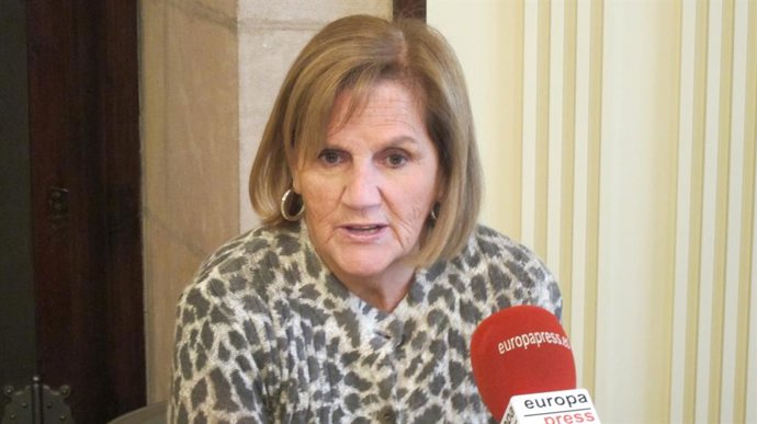 Archivo - L'expresidenta del Parlament Núria de Gispert 